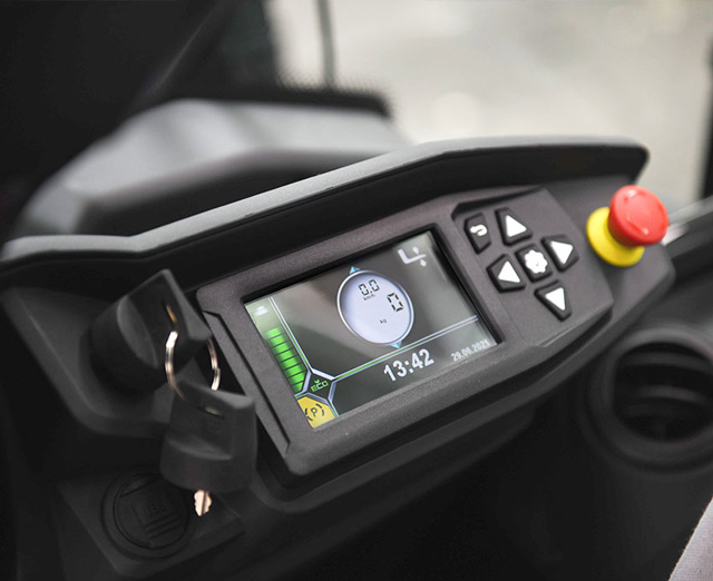 Multi-function display (<strong><span style=text-transform:initial;>EDiA</span></strong>)